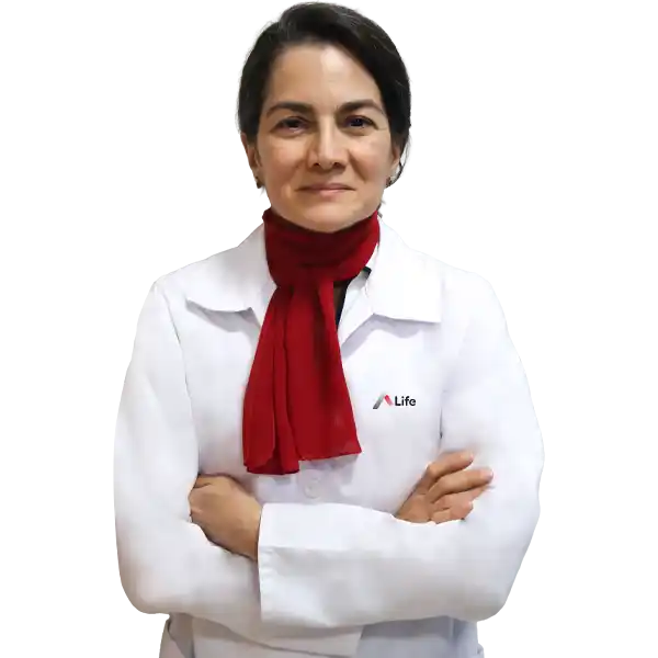 Uzm. Dr. Nazanın Salahi - Kardiyoloji